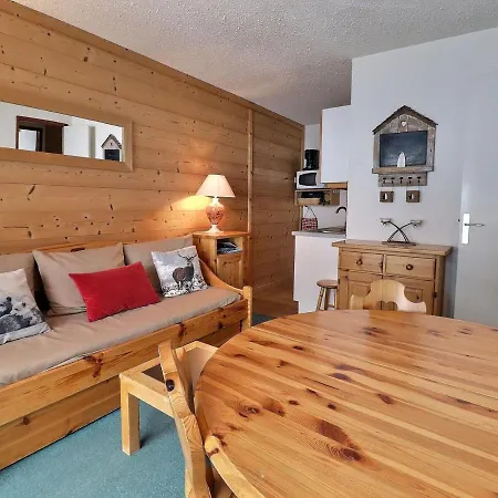 2 Pieces Montagne Pour 6p, Pieds Des Pistes, Equipe, Les Allues - Fr-1-182-105 Apartment